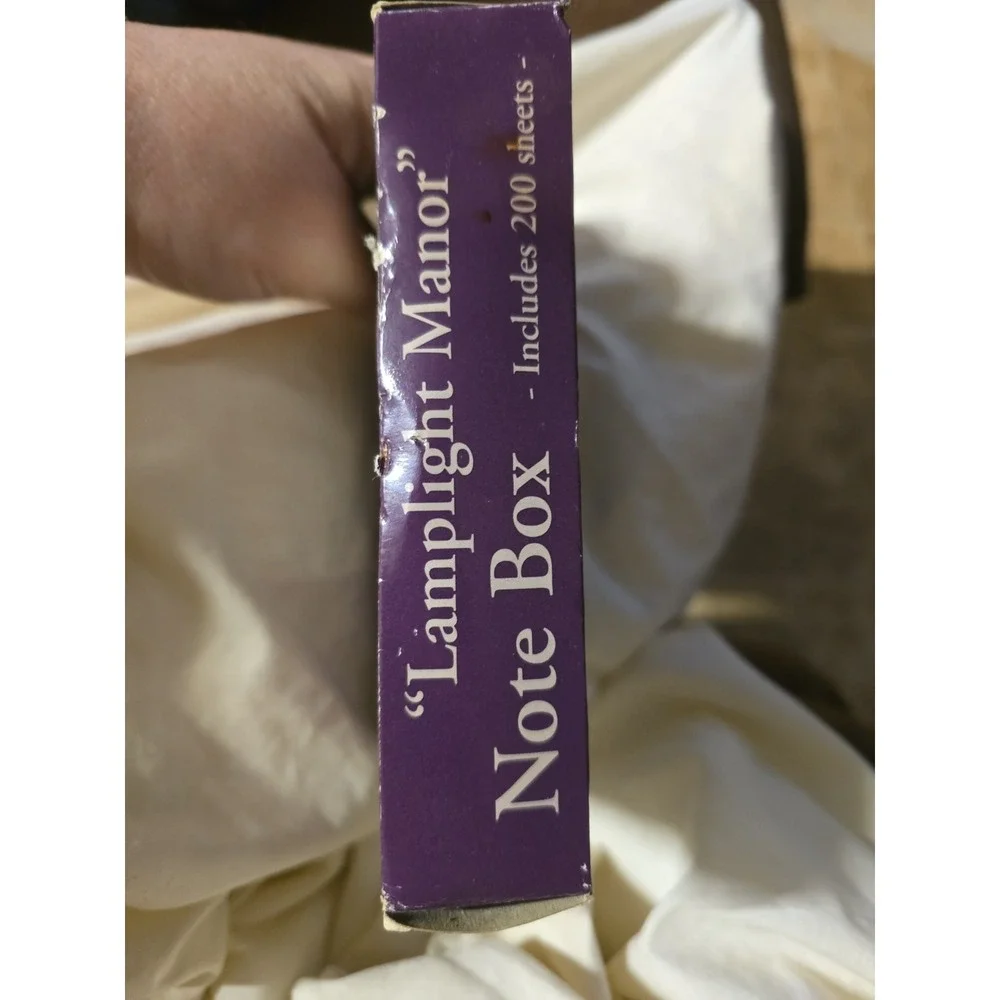 Thomas Kinkade Lamplight Manor Note Box 2002 2687 New In (Box Damage) Sealed